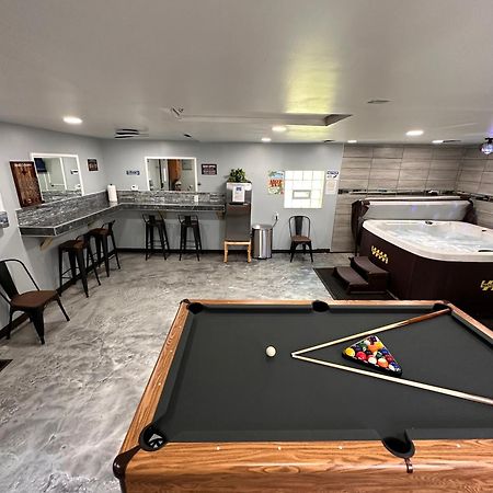 Adults Only Vacation Rental With Hot Tub- No Parties Detroit Exterior photo